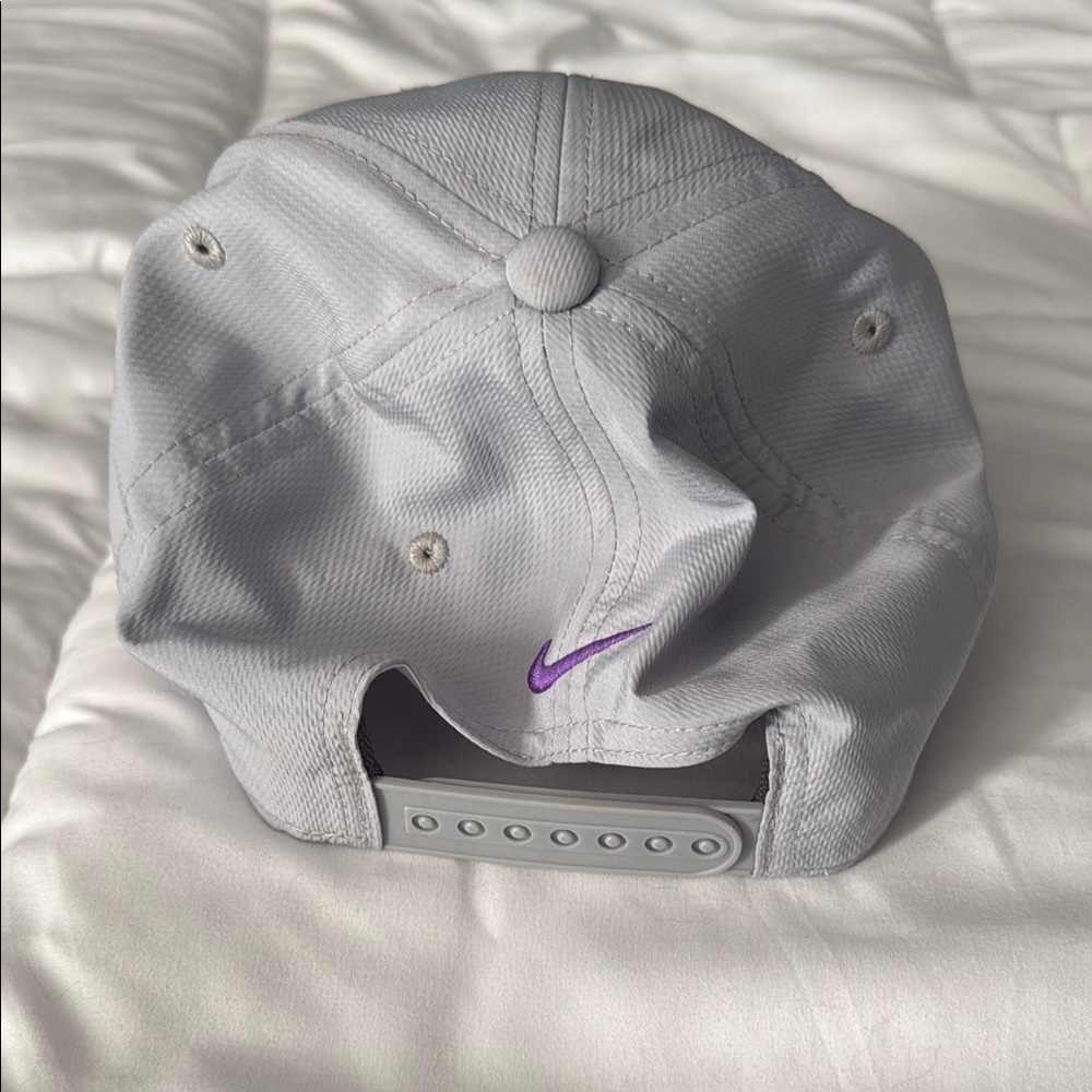 Nike Light Gray Cap with Purple Swoosh - Picture 2 of 3